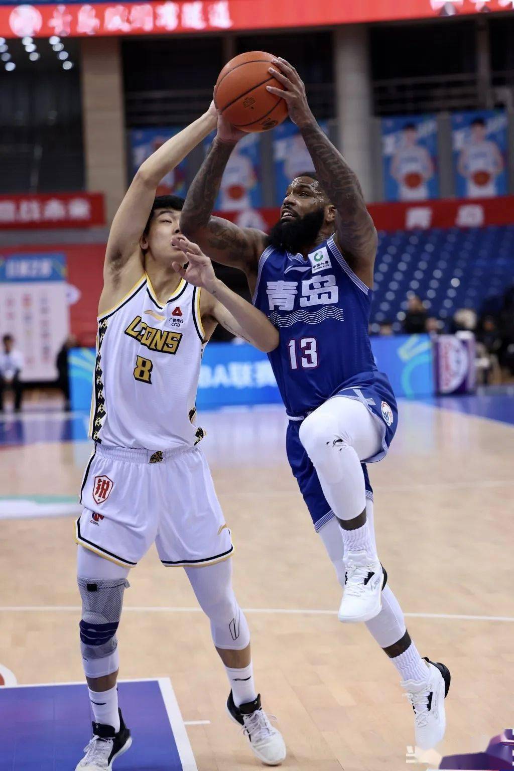 关于广厦男篮队员竭尽全力,迎难而上的信息 关于广厦男篮队员竭尽全力,迎难而上的信息