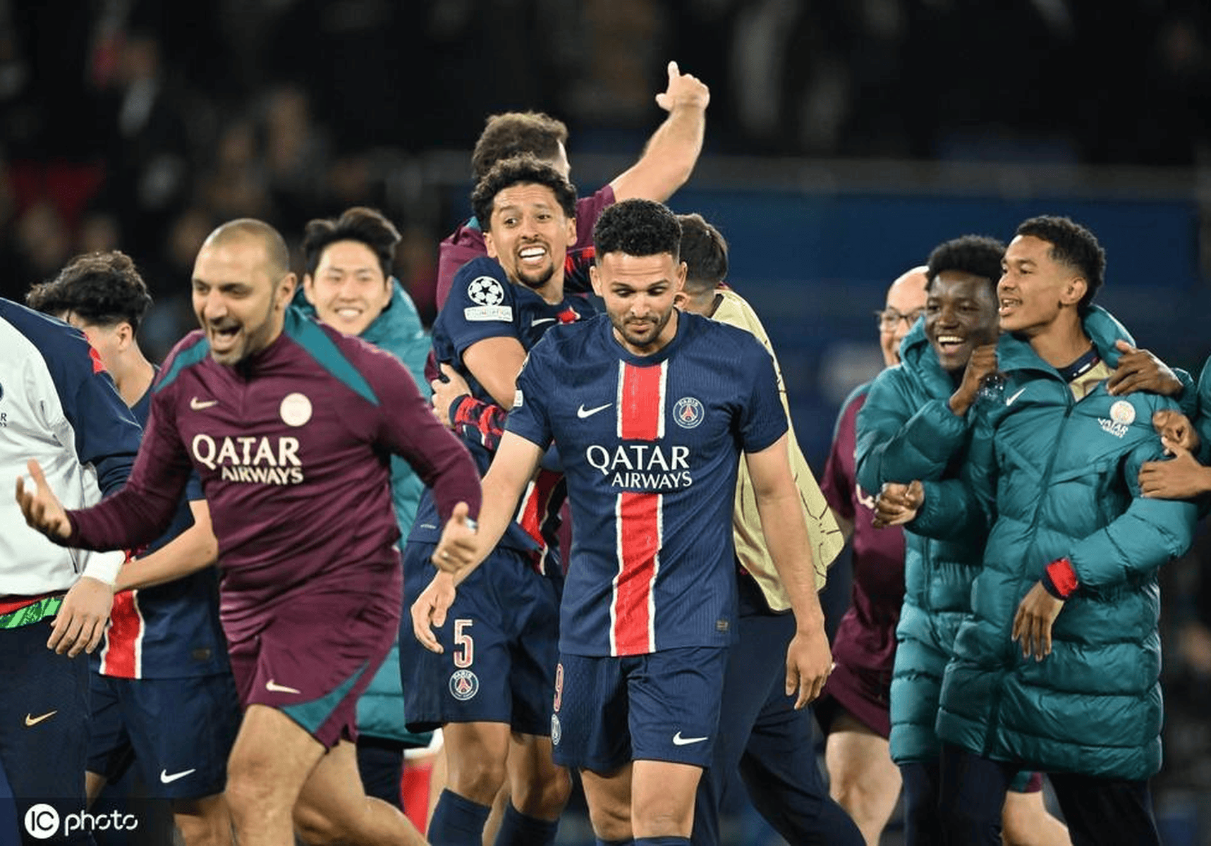 AYXapp下载-巴黎圣日耳曼惨败多特蒙德，遭遇欧冠淘汰！的简单介绍