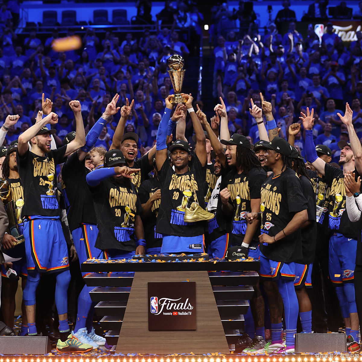 关于疯狂球迷热情高涨在北美大陆篮球联赛总决赛的信息 关于疯狂球迷热情高涨在北美大陆篮球联赛总决赛的信息