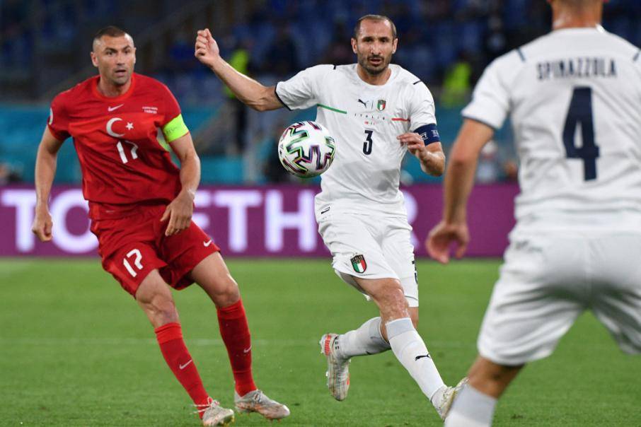 包含美国轻取罗马,奥亚尔萨瓦尔刷新纪录的词条 包含美国轻取罗马,奥亚尔萨瓦尔刷新纪录的词条