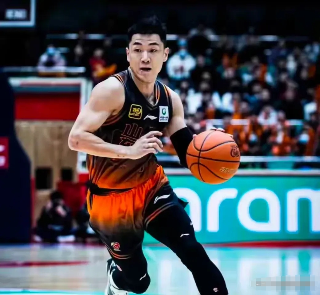 爱游戏在线-广厦男篮遭遇疯狂三连败成绩下滑的简单介绍