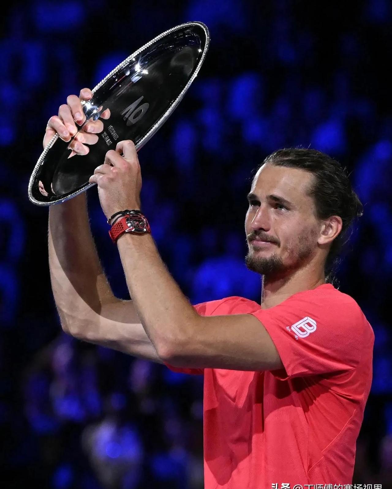 爱游戏官方-ATP总决赛绝杀戴维斯杯，兹维列夫惊艳四座