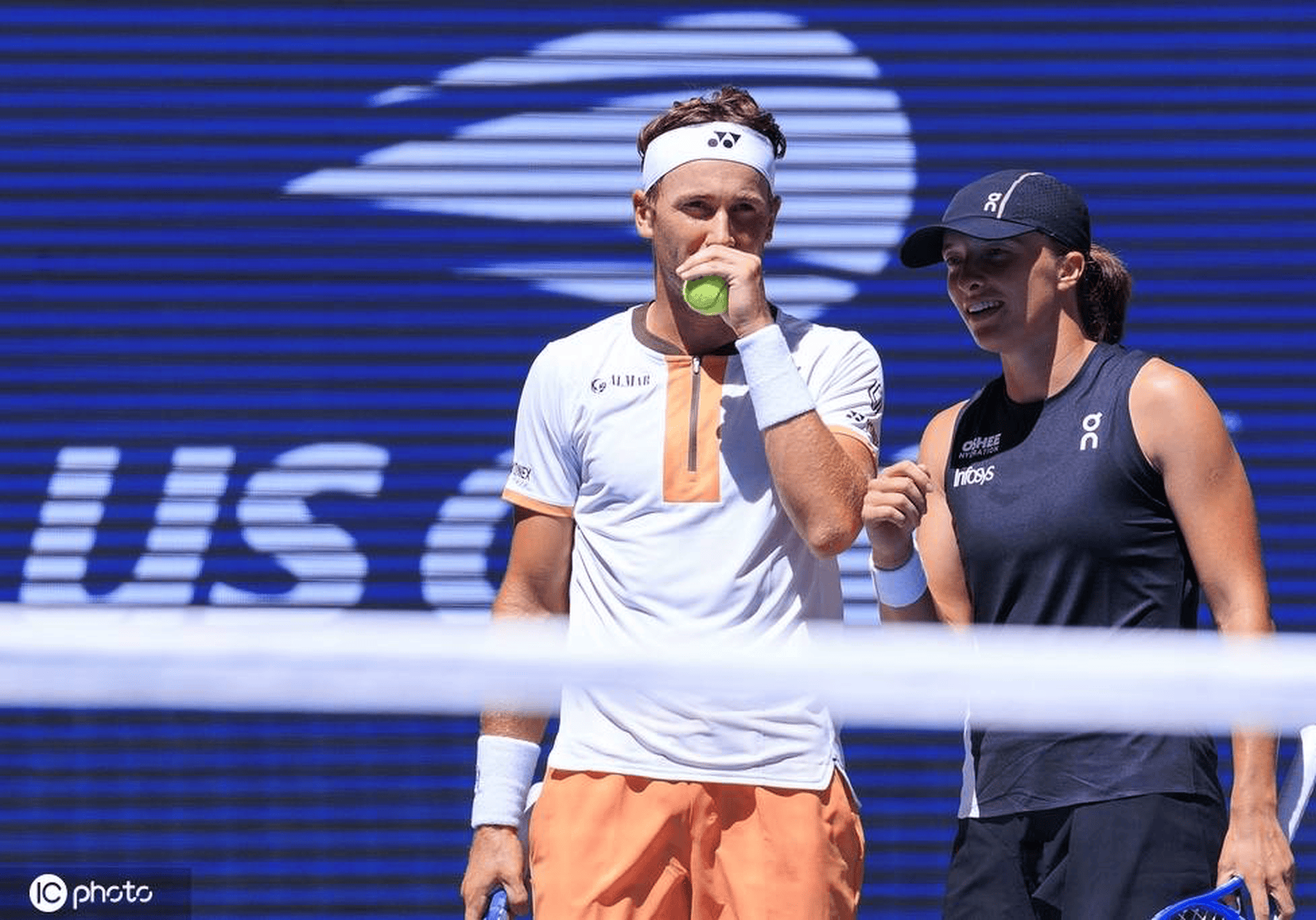 爱游戏娱乐-澳网完胜美网，鲁德高光表现